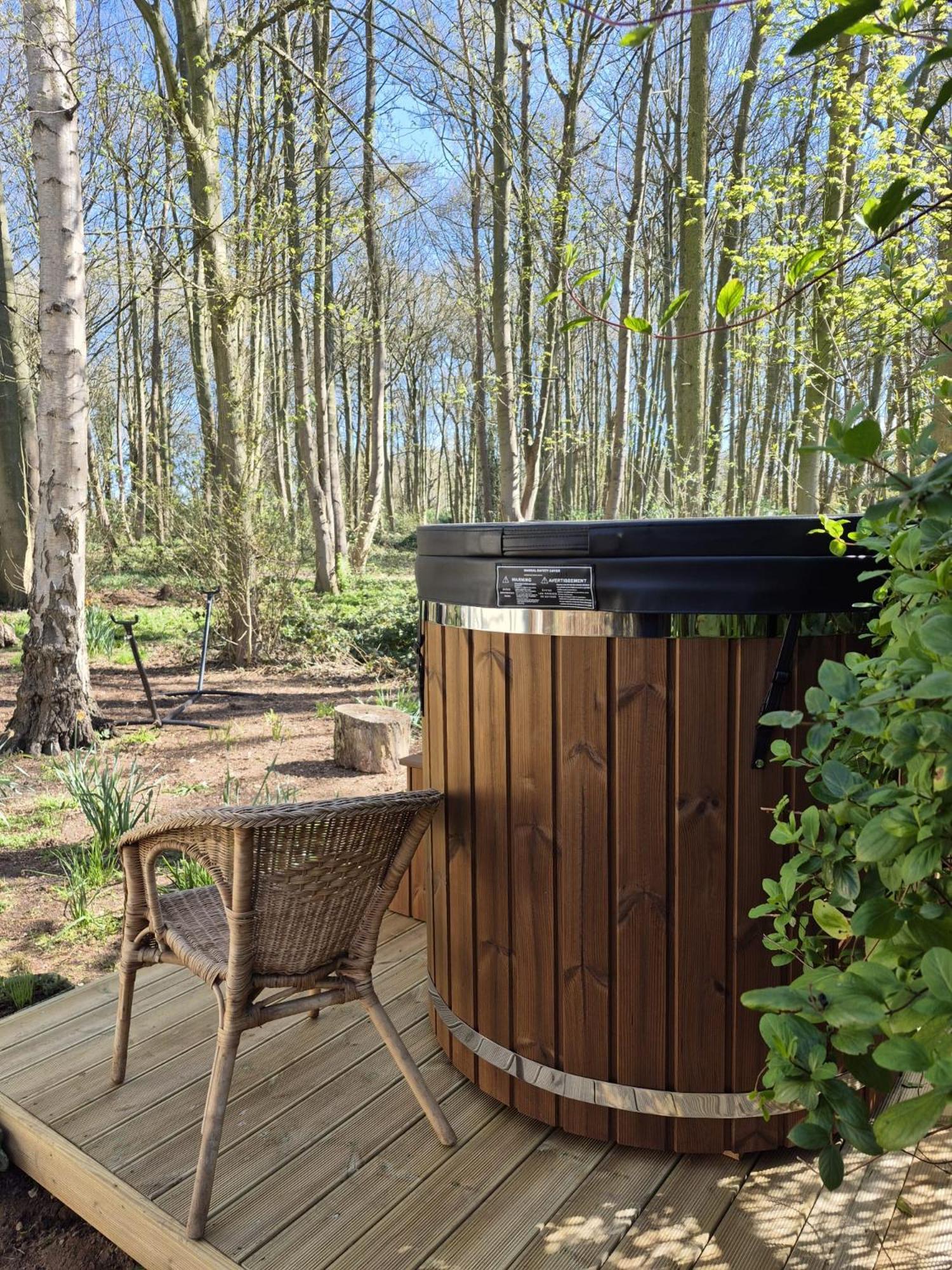 Gingerbread Cottage Yurts Dereham Ngoại thất bức ảnh